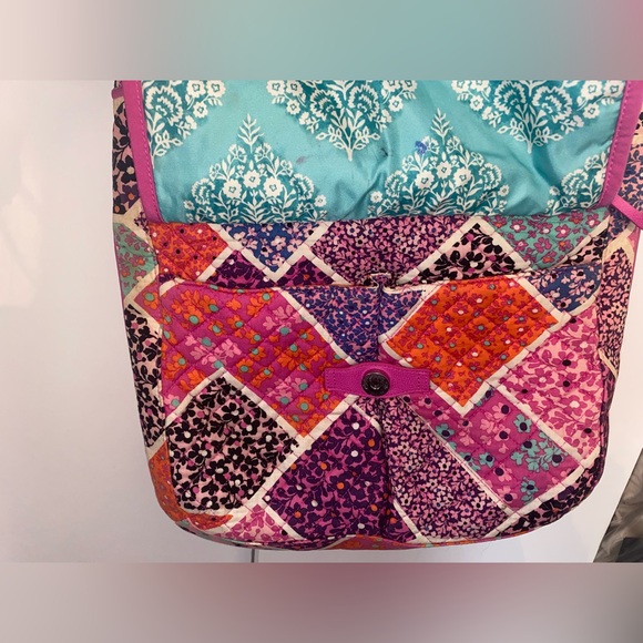 Floral Vera Bradley Bag - Picture 2 of 6